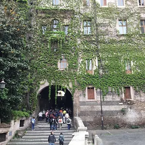 https://duca-di-cavour.it-romehotels.com